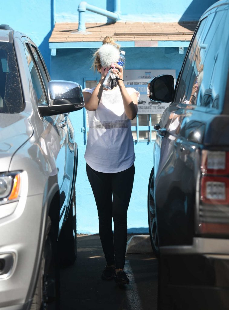 Ashley Tisdale Leaves Her Pilates Class in Los Angeles 09/16/2016-3
