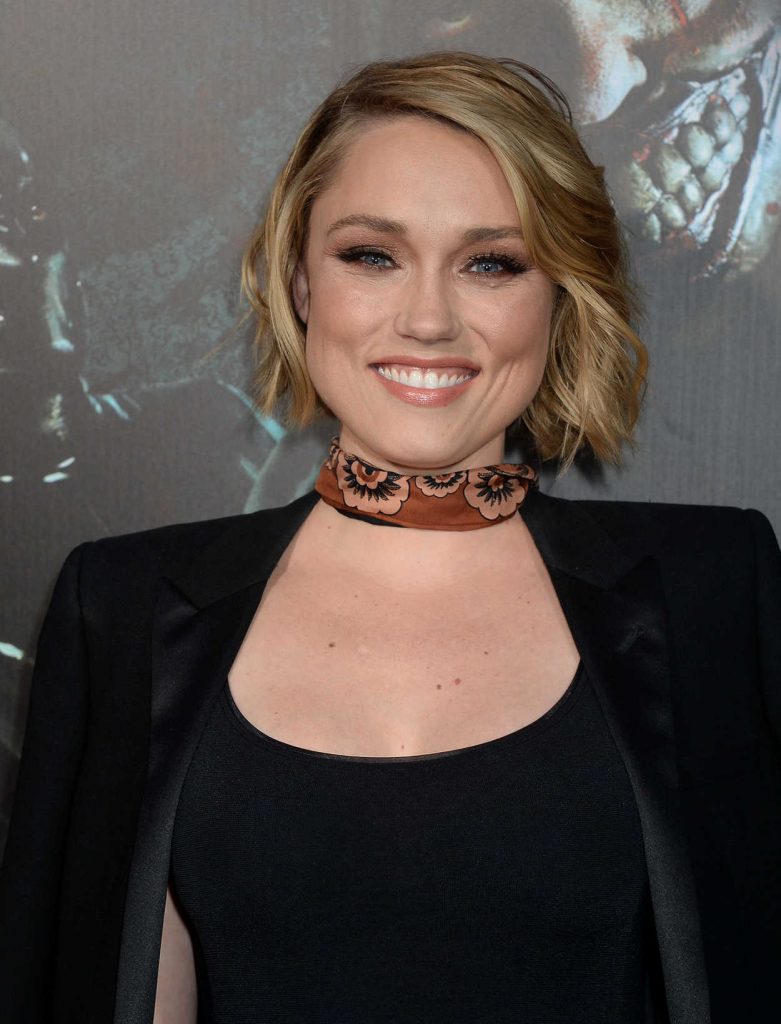 Clare Grant at the Halloween Horror Nights Celebration in Universal City 09/16/2016-2