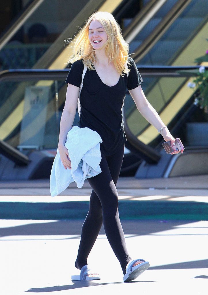 Elle Fanning Was Spotted Out in Studio City 09/09/2016-2