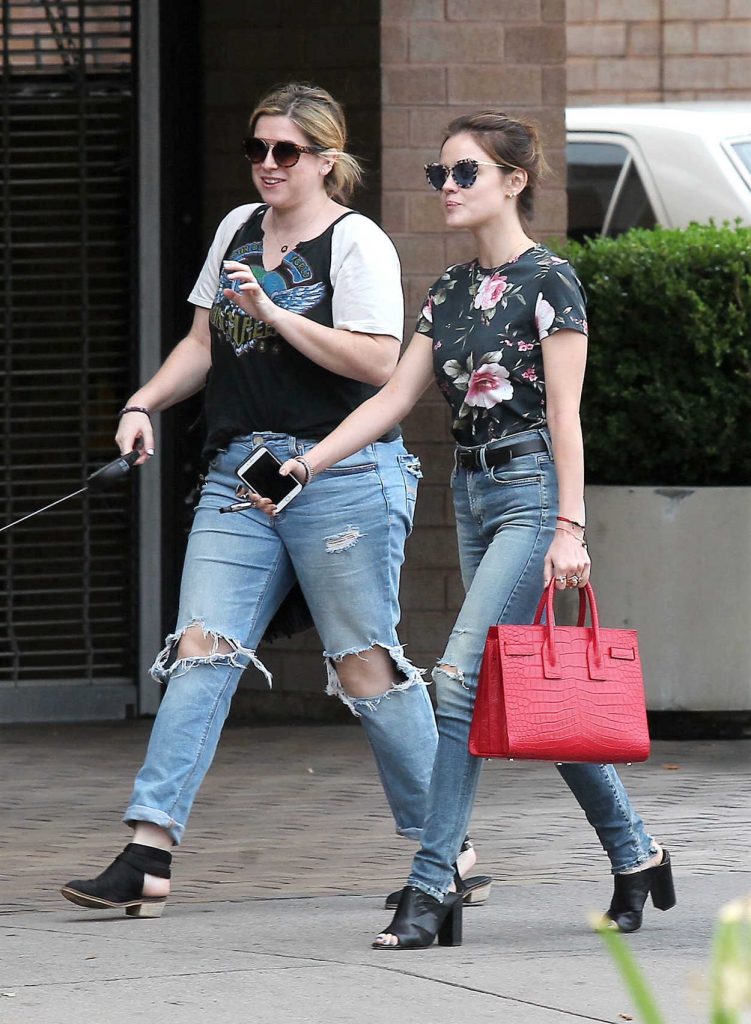Lucy Hale Goes Shopping in Larchmont Village Neighborhood, Los Angeles 09/12/2016-4