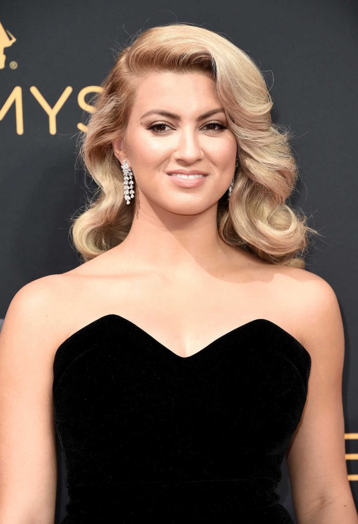 Tori Kelly at the 68th Emmy Awards in Los Angeles 09/18/2016-4