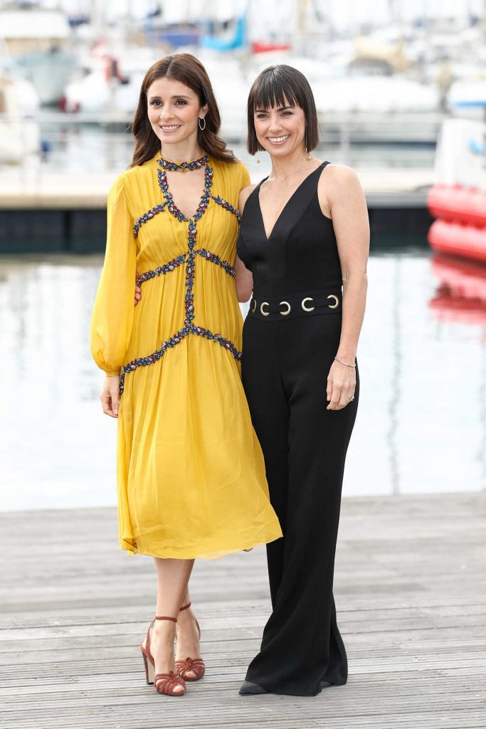 Constance Zimmer at UnReal Photocall in Cannes 10/17/2016-4