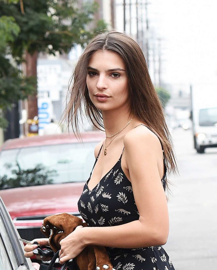 Emily Ratajkowski Was Spotted Out in Los Angeles 10/11/2016-5