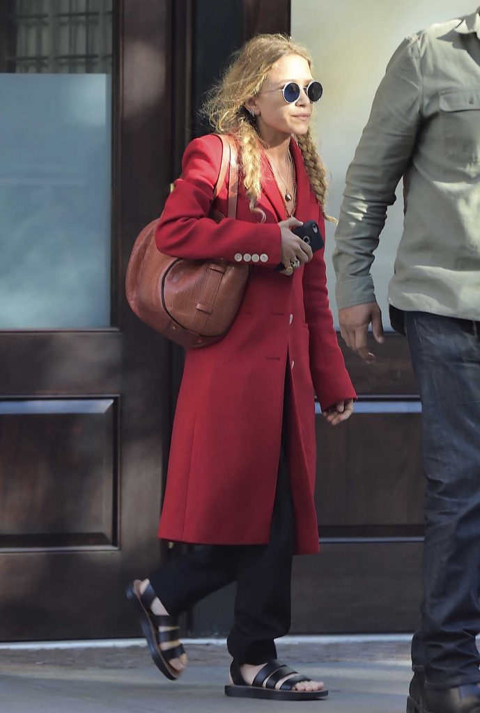 Mary-Kate Olsen Was Spotted Out in Tribeca, New York 10/07/2016-3