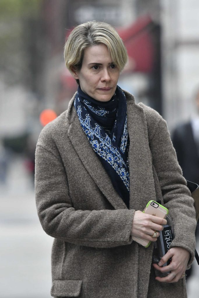 Sarah Paulson Leaves the set of Ocean's Eight in Tribeca, New York City 10/13/2016-4