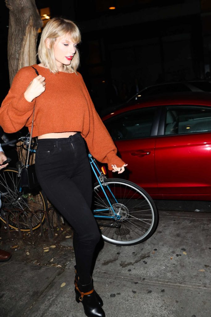 Taylor Swift Out for Dinner in New York City 10/13/2016-2