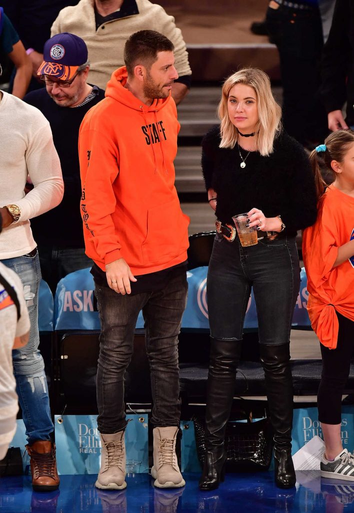 Ashley Benson Attends Charlotte Hornets Vs. New York Knicks Game in New York City 11/25/2016-2