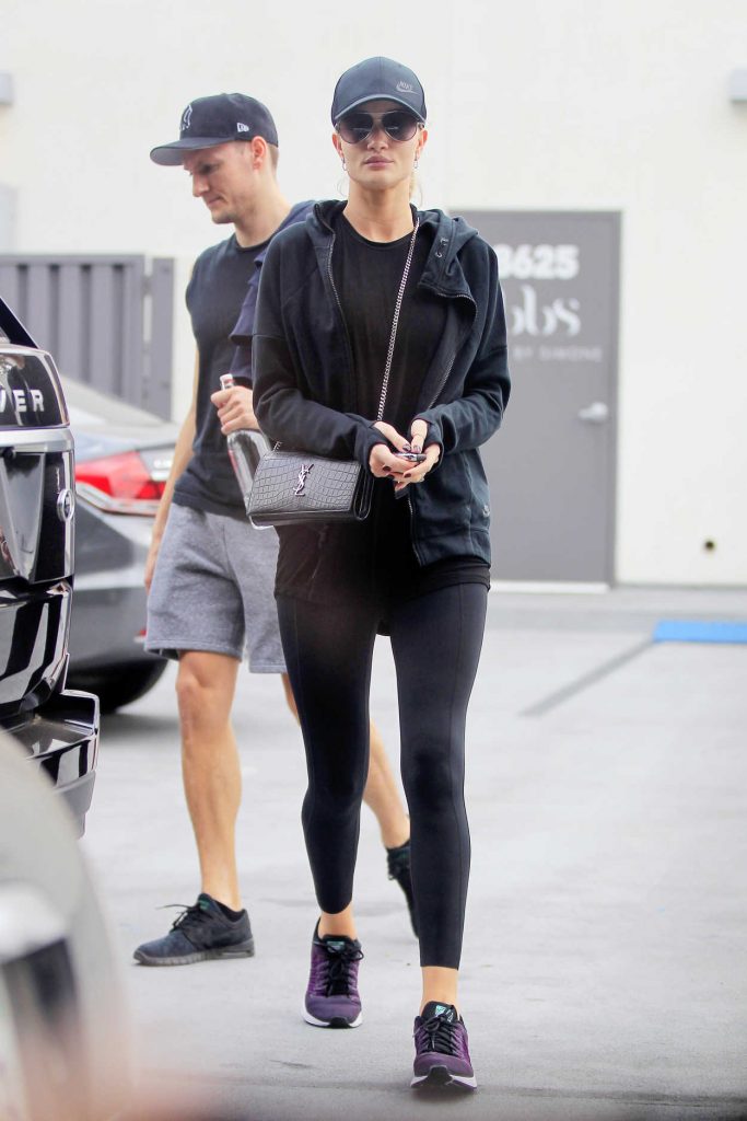 Rosie Huntington-Whiteley Leaves the Gym in West Hollywood 11/27/2016-4