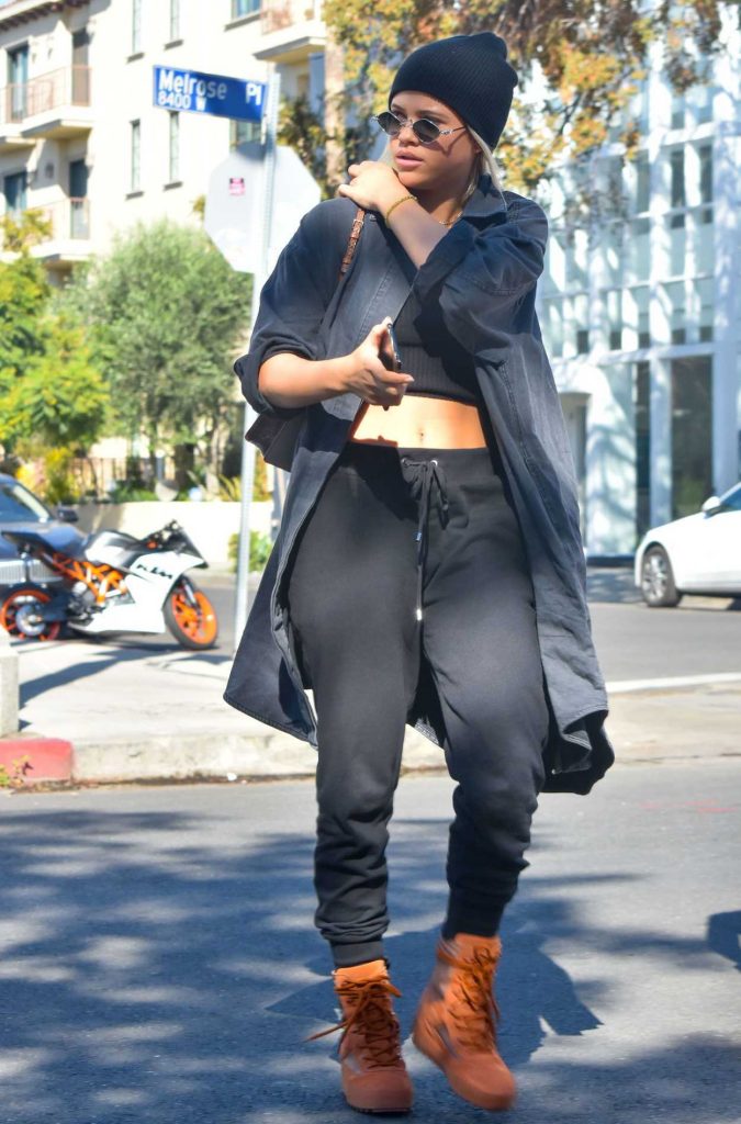 Sofia Richie Was Seen Out in Los Angeles 11/04/2016-1