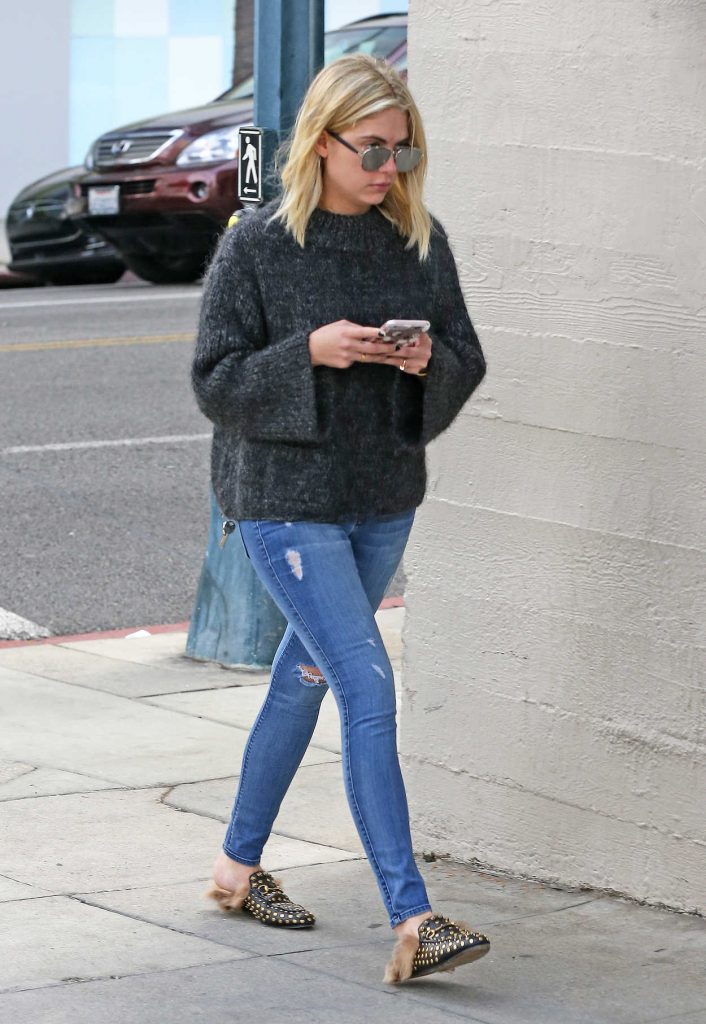 Ashley Benson Was Seen Out in Beverly Hills 12/09/2016-3