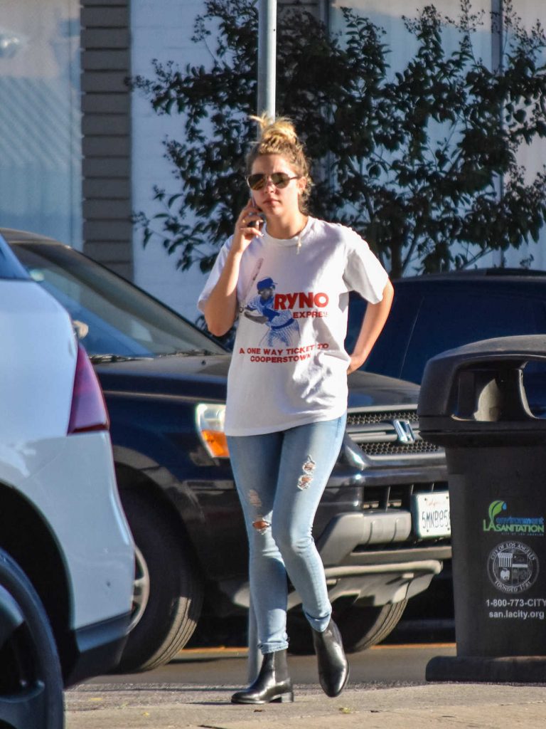 Ashley Benson Was Seen Out in Los Angeles 10/24/2016-1