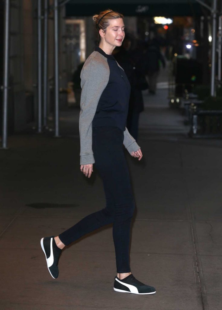 Ivanka Trump Heads to the Gym in New York City 12/22/2016-3