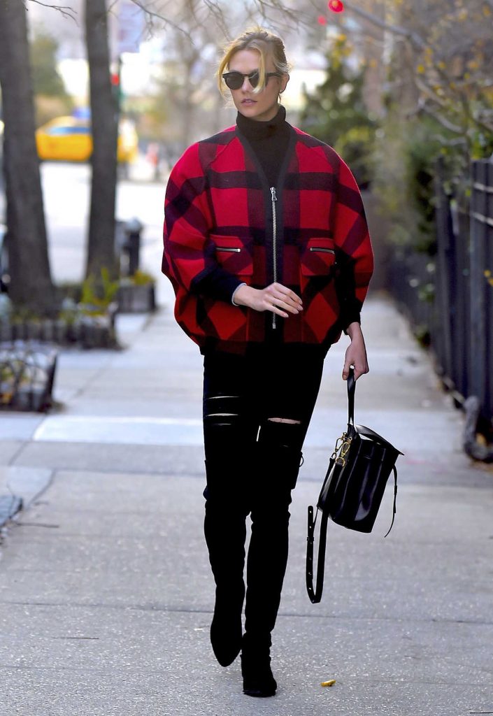 Karlie Kloss Was Seen Out in West Village, New York 12/15/2016-1