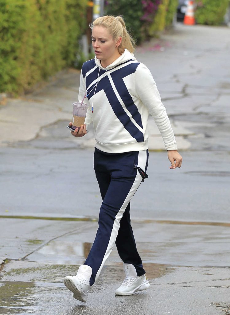 Lindsey Vonn Was Spotted Out in Beverly Hills 12/21/2016-3