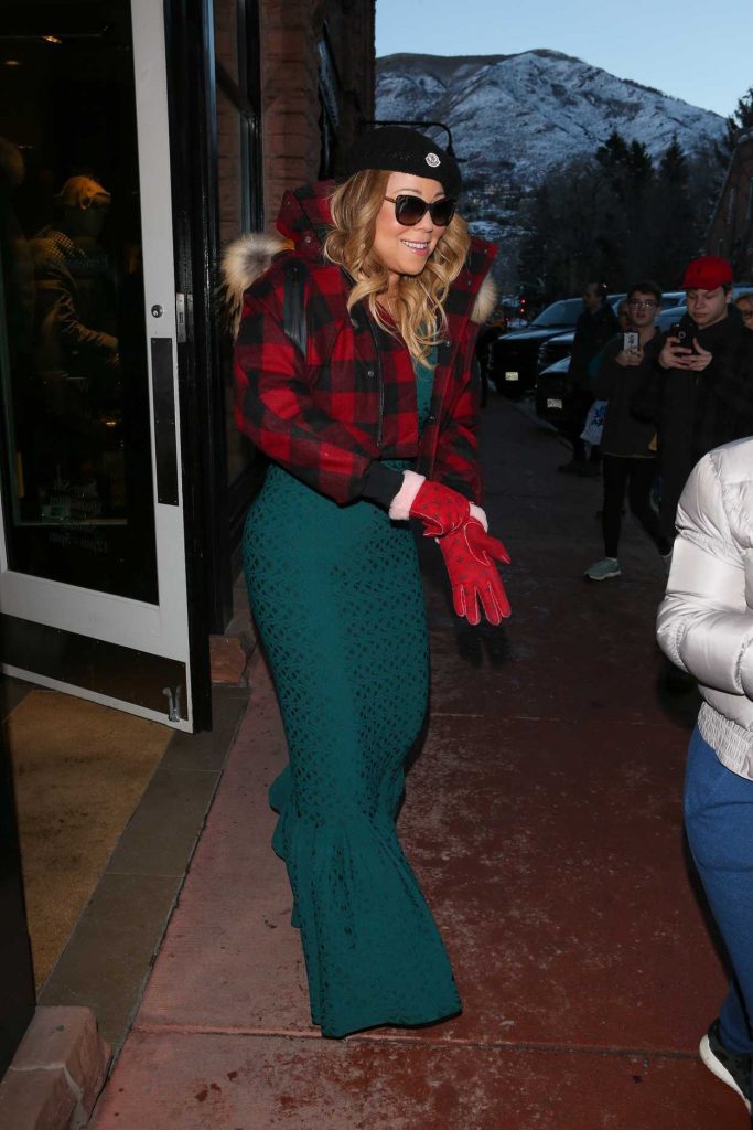 Mariah Carey Was Seen Out in Aspen 12/24/2016-4