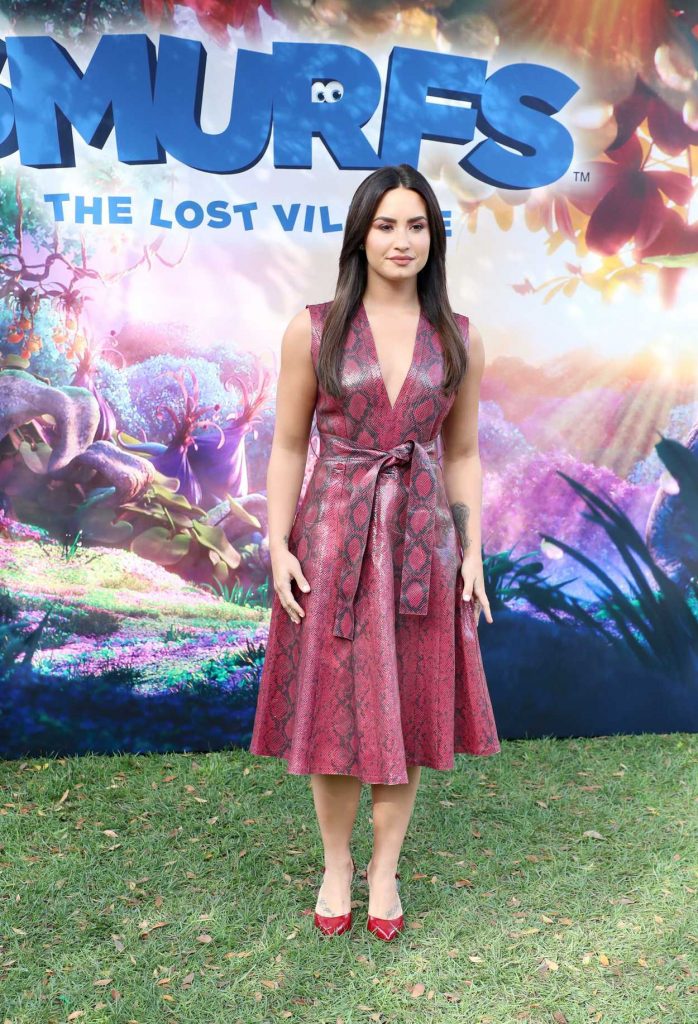 Demi Lovato at the Smurfs: The Lost Village Photocall in Los Angeles 01/18/2017-2