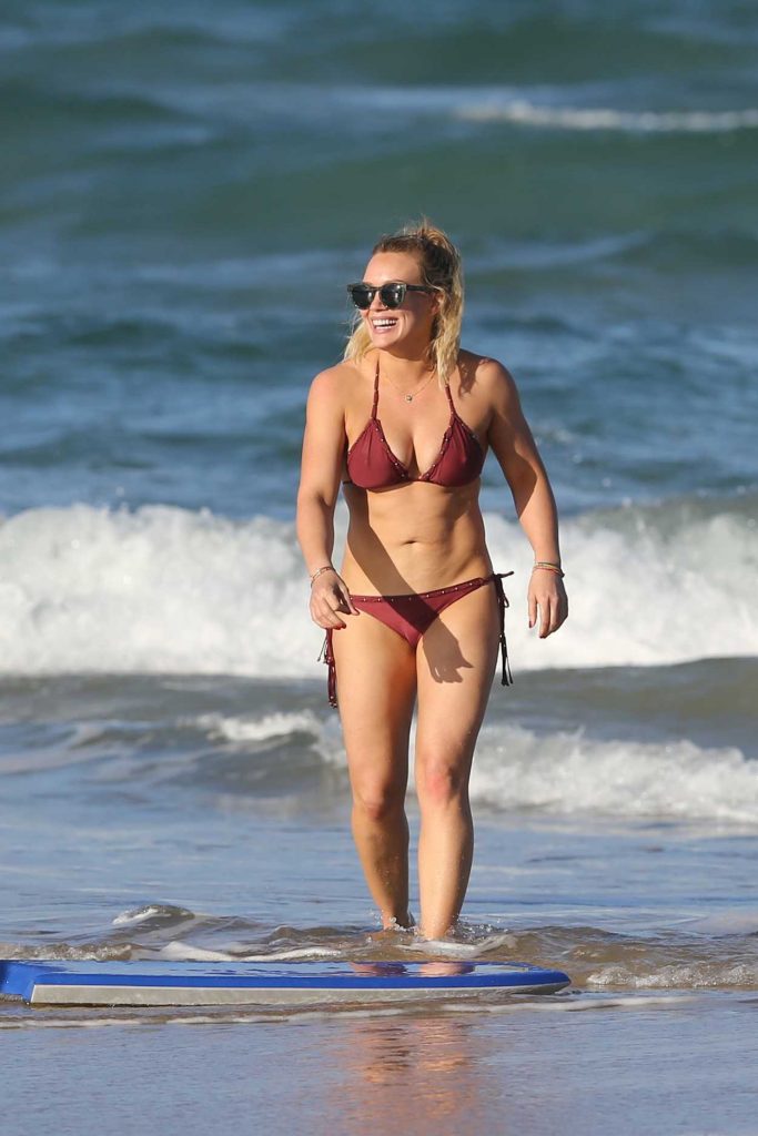 Hilary Duff in Bikini at the Beach in Hawaii 01/01/2017-1