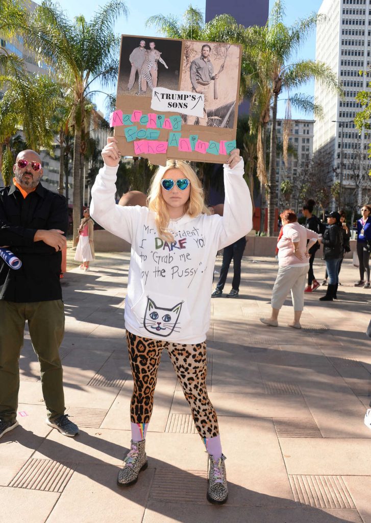 Kesha at the Women's March in Los Angeles 01/21/2017-2