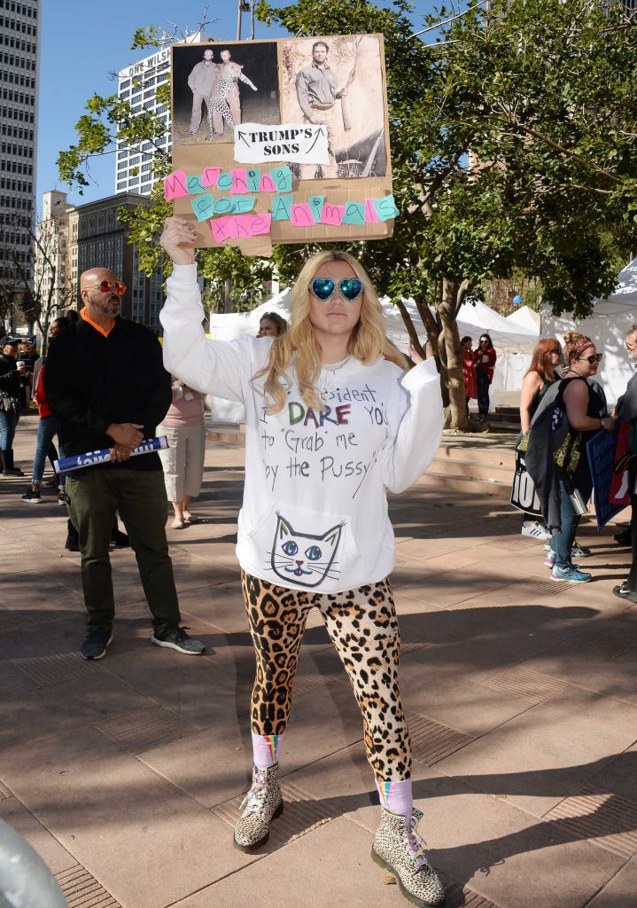 Kesha at the Women's March in Los Angeles 01/21/2017-3