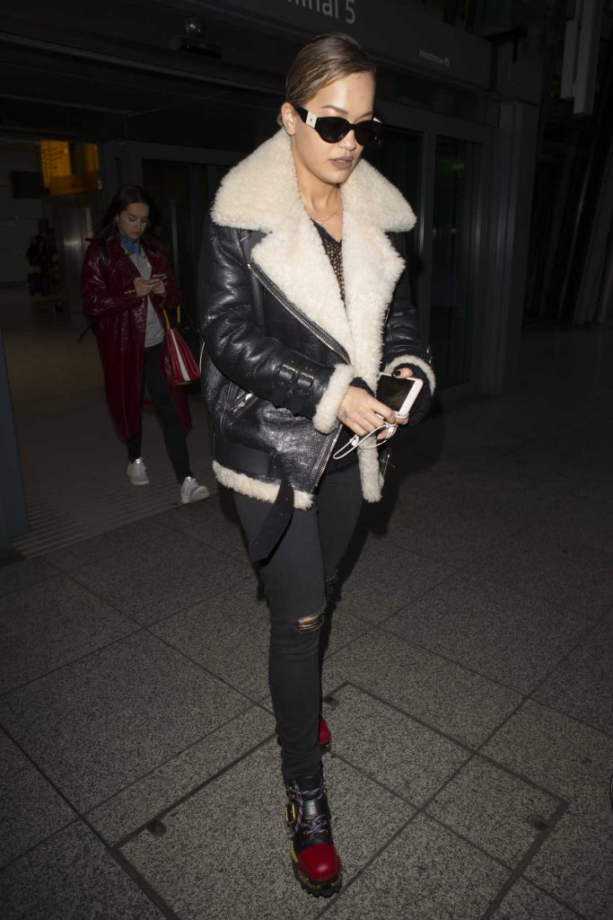 Rita Ora Arrives at Heathrow Airport in London 01/21/2017-2