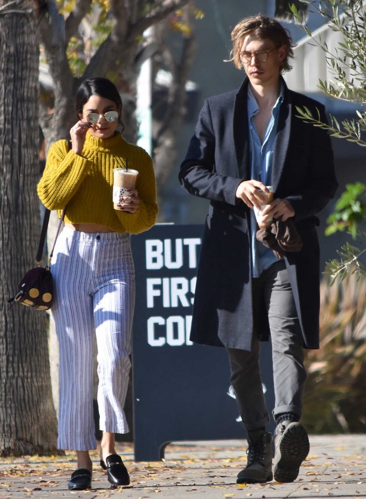 Vanessa Hudgens Was Seen Out in LA With Her Boyfriend Austin Butler 01/01/2017-4