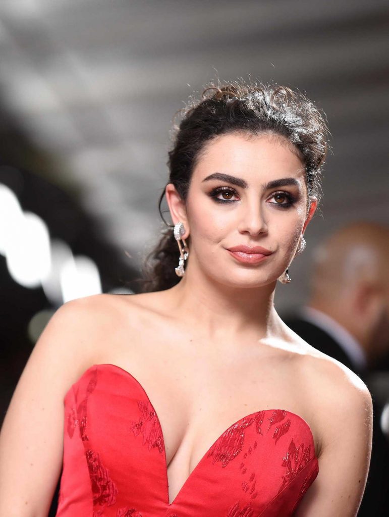 Charli XCX at the 59th Grammy Awards in Los Angeles 02/12/2017-4