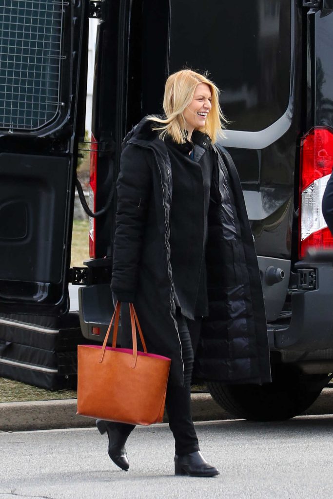 Claire Danes on the Set of Homeland in New York 02/03/2017-1