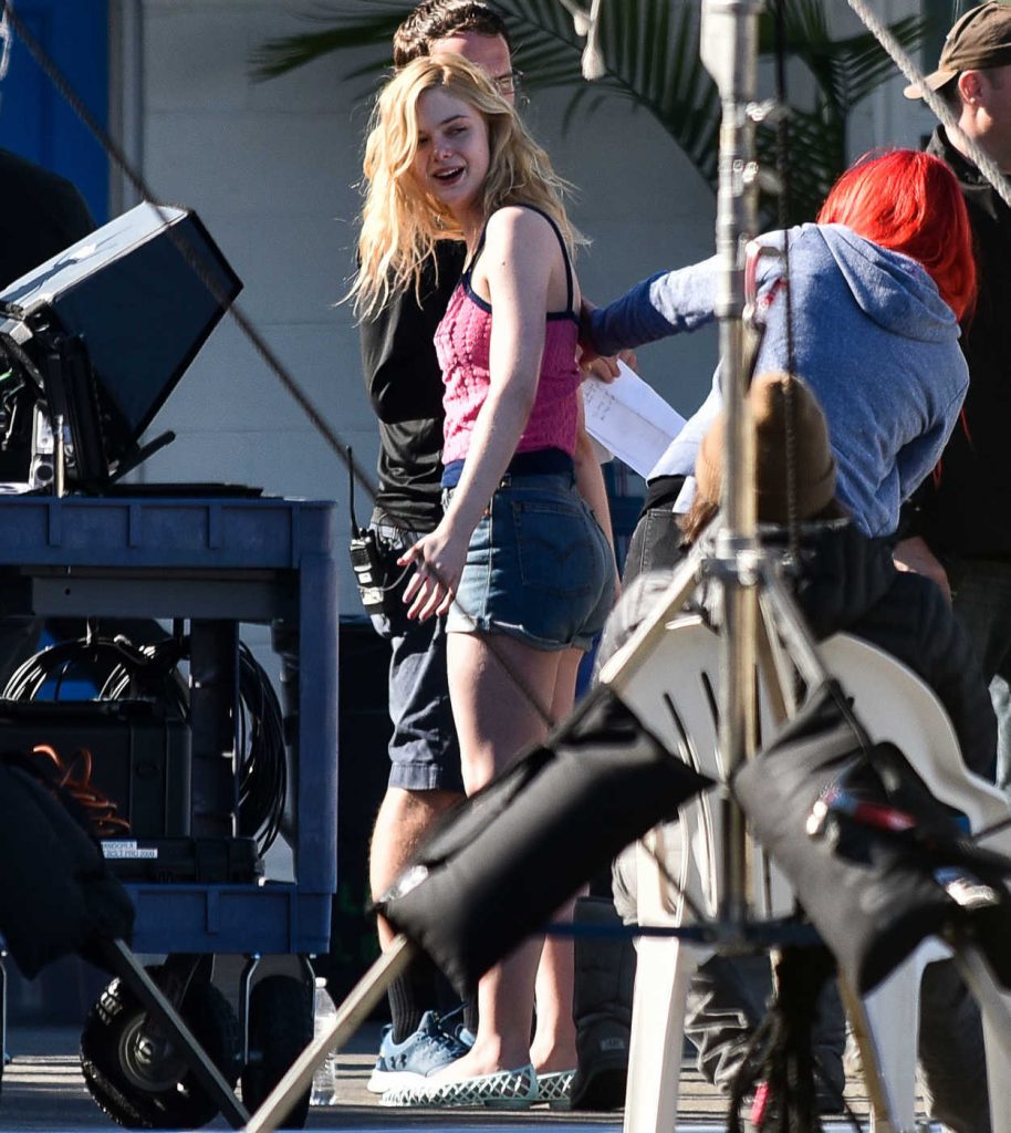 Elle Fanning on the Set of the Galveston in Savannah and Tidy Island 02/17/2017-3