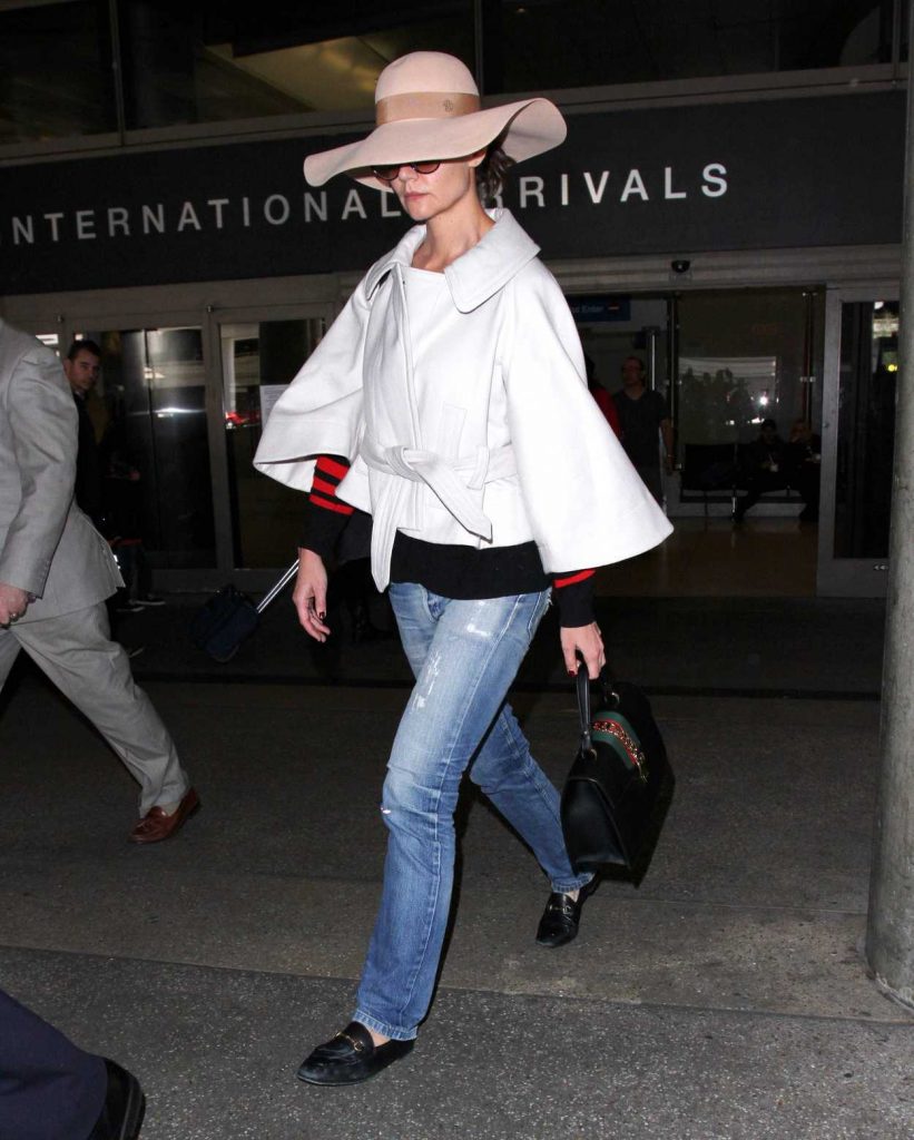 Katie Holmes Wearing a Massive Hat at LAX Airport in LA 02/24/2017-3