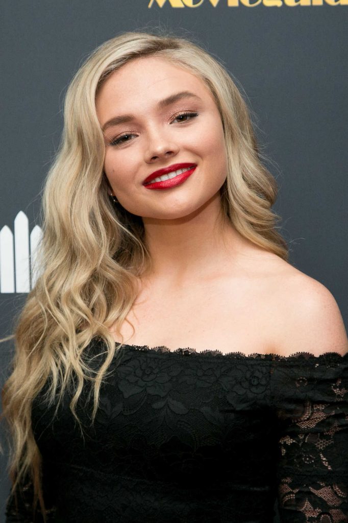 Natalie Alyn Lind at the 25th Annual Movieguide Awards Faith and Family Gala at Universal Hilton Hotel in Beverly Hills 02/10/2017-5