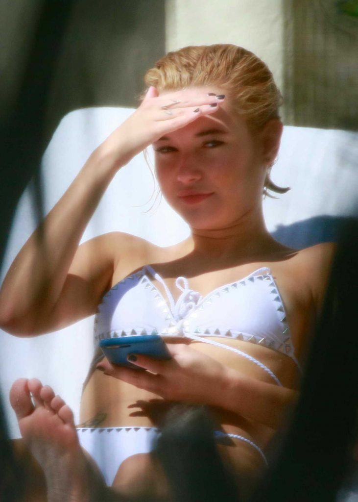 Sarah Snyder in a White Bikini at the Beach in Miami 02/20/2017-1