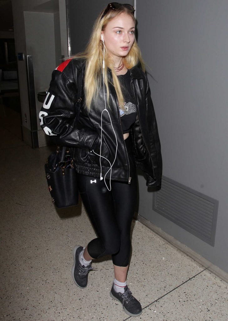 Sophie Turner Was Seen at LAX Airport in Los Angeles 02/08/2017-2