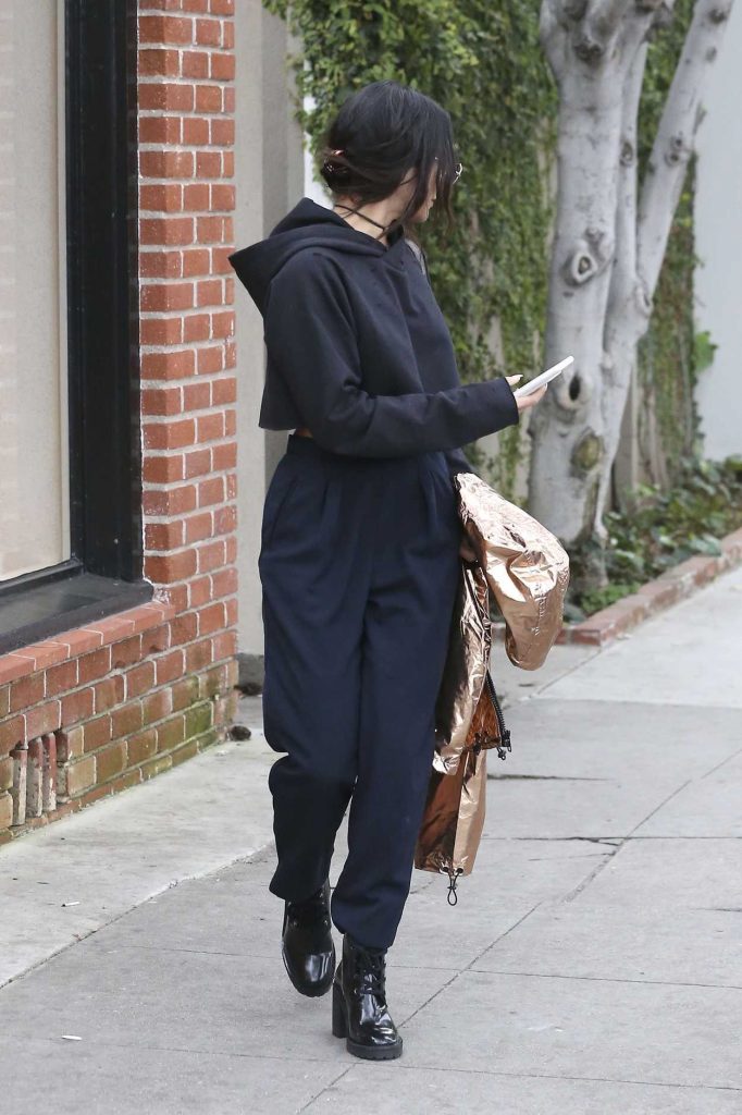 Vanessa Hudgens Was Seen Out in Los Angeles 02/25/2017-5