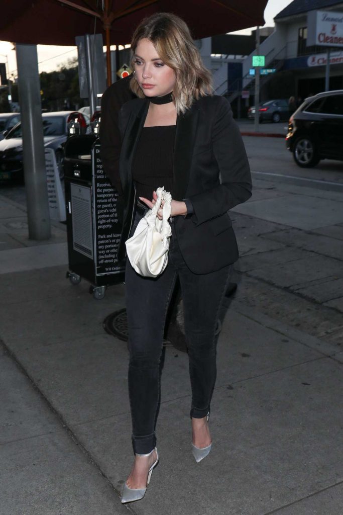 Ashley Benson Arrives to Catch Restaurant in West Hollywood 03/25/2017-2