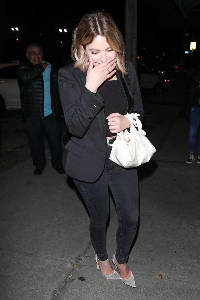 Ashley Benson Arrives to Catch Restaurant in West Hollywood 03/25/2017-4