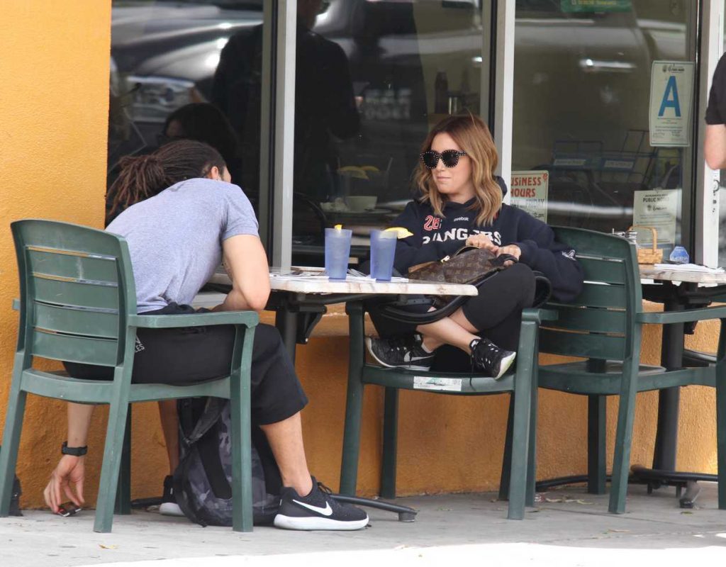 Ashley Tisdale Out for a Breakfast in West Hollywood 03/22/2017-3