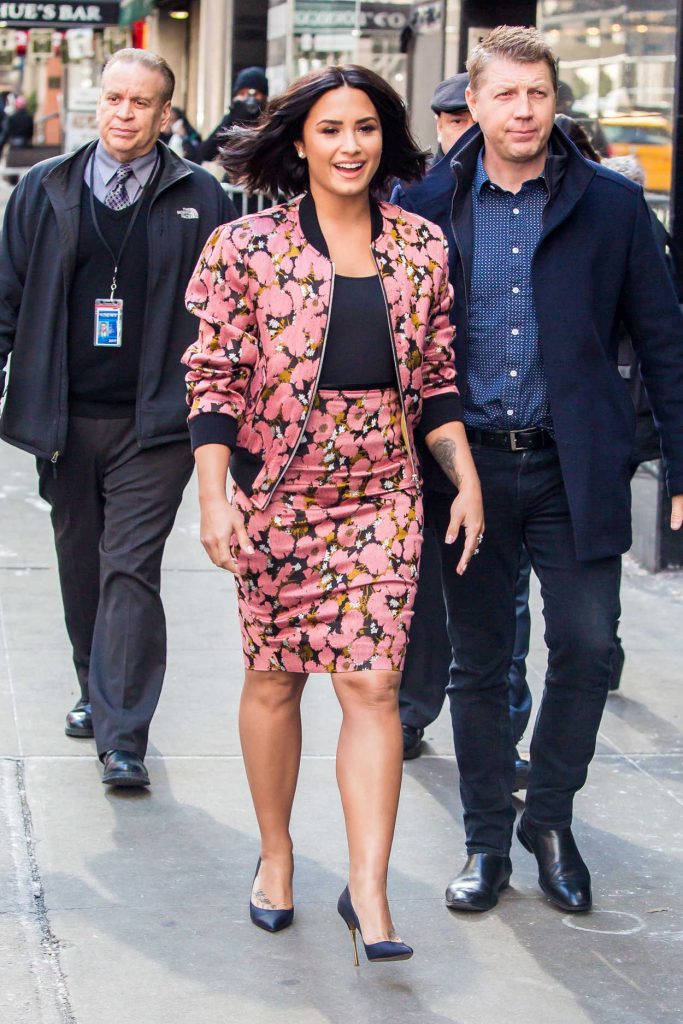 Demi Lovato Arrives at Good Morning America in New York City 03/20/2017-1