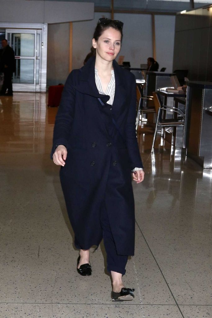 Felicity Jones Arrives at JFK Airport in New York 02/27/2017-3