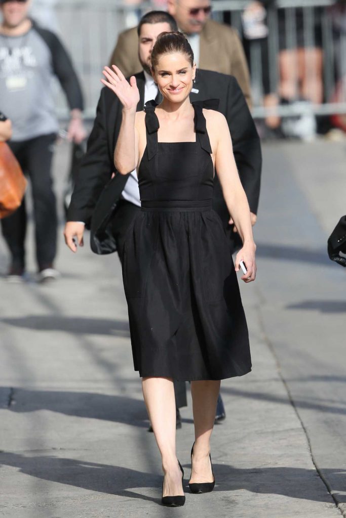 Amanda Peet Arrives at ABC Studios in New York 04/03/2017-3