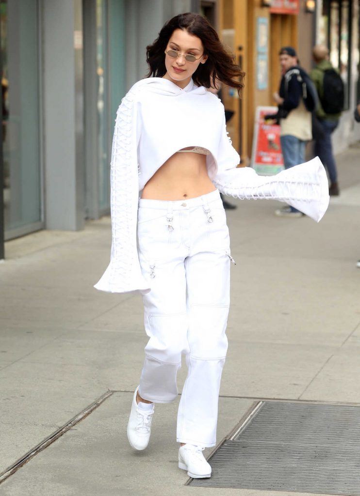 Bella Hadid Leaves Her Apartment in New York City 04/27/2017-5