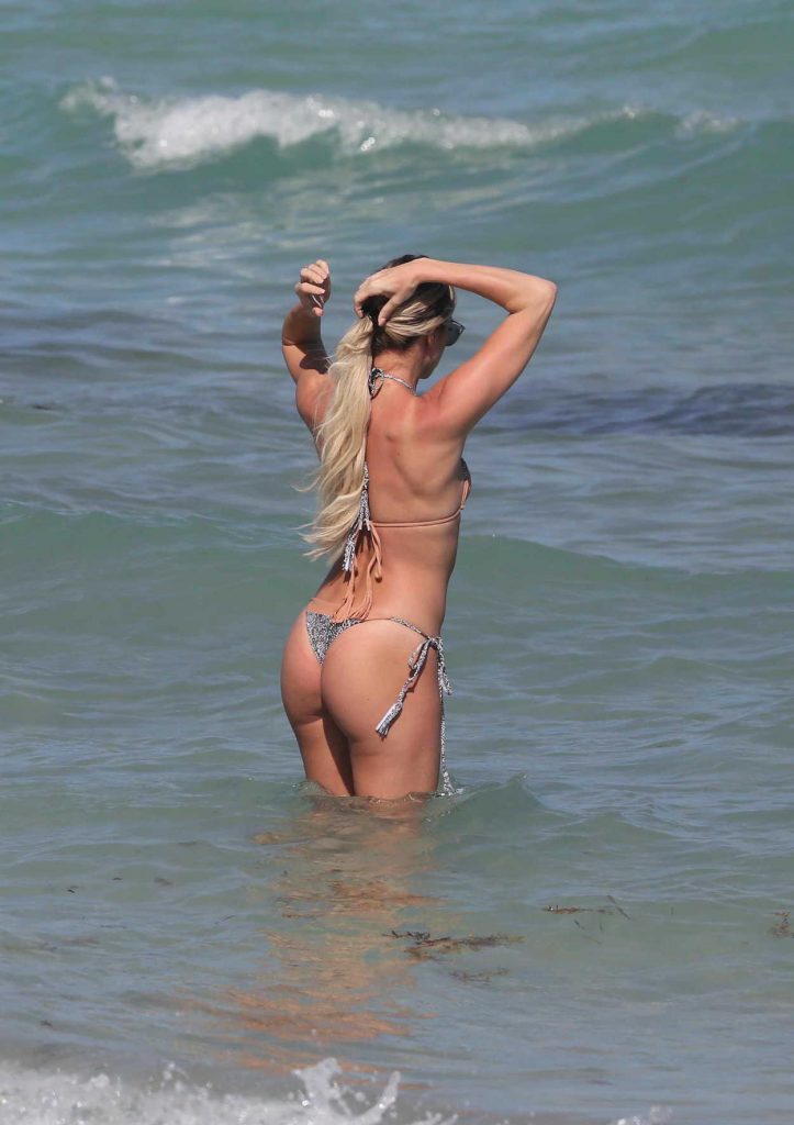 Kelly Kelly in Bikini at the Beach in Miami 03/01/2017-4