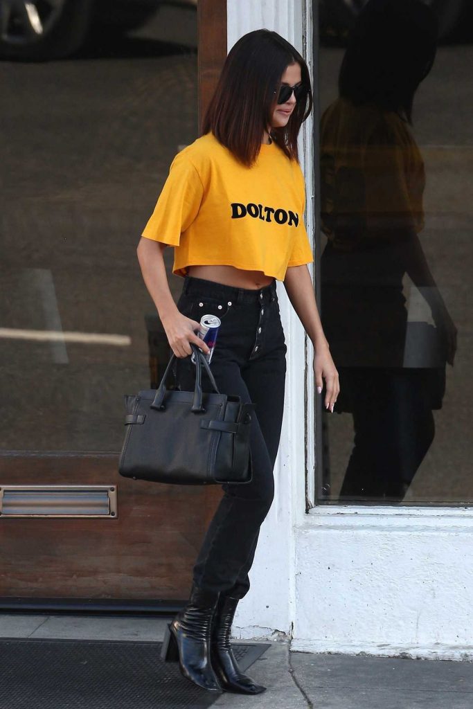 Selena Gomez Leaves a Shamrock Tattoo in Hollywood 04/09/2017-2