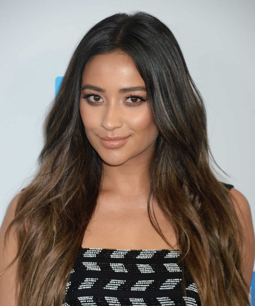 Shay Mitchell at WE Day California in Los Angeles 04/27/2017-5