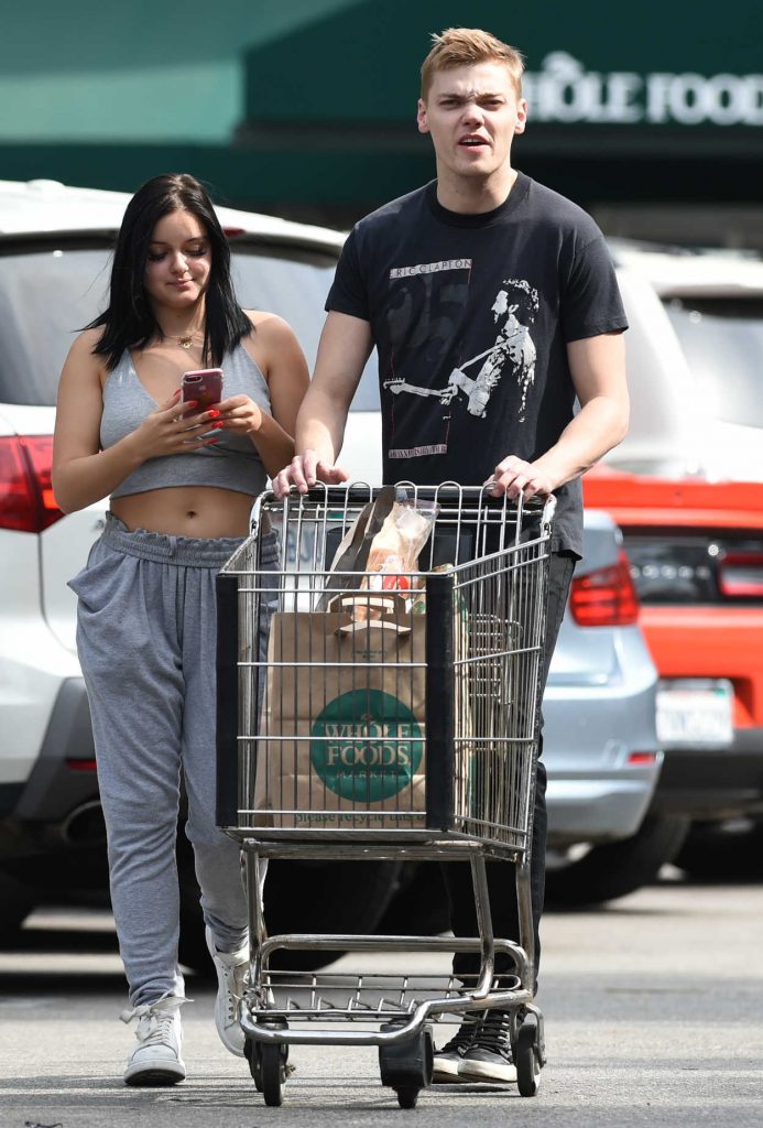 Ariel Winter Goes Grocery Shopping at Whole Foods in Los Angeles 05/05/2017-3