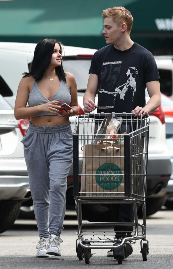 Ariel Winter Goes Grocery Shopping at Whole Foods in Los Angeles 05/05/2017-4