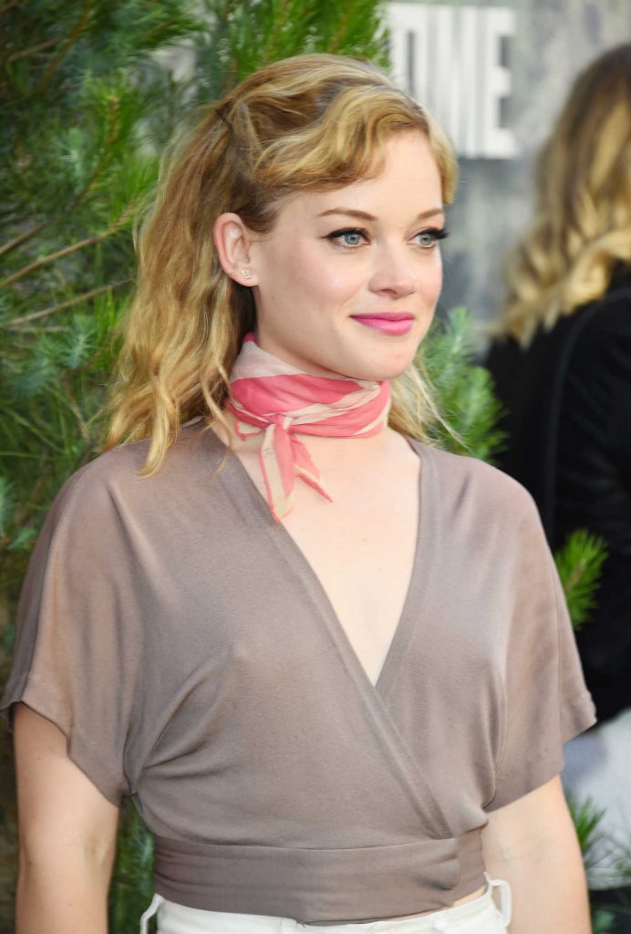 Jane Levy at the Twin Peaks Premiere in Los Angeles 05/19/2017-4