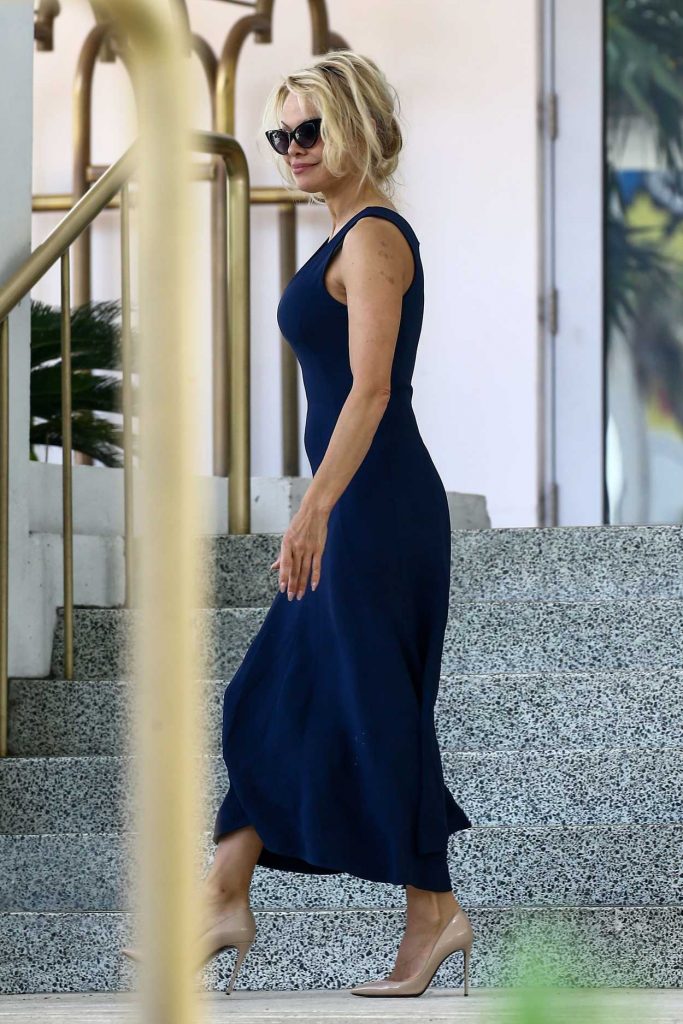 Pamela Anderson Leaves Her Hotel in Miami 05/14/2017-4