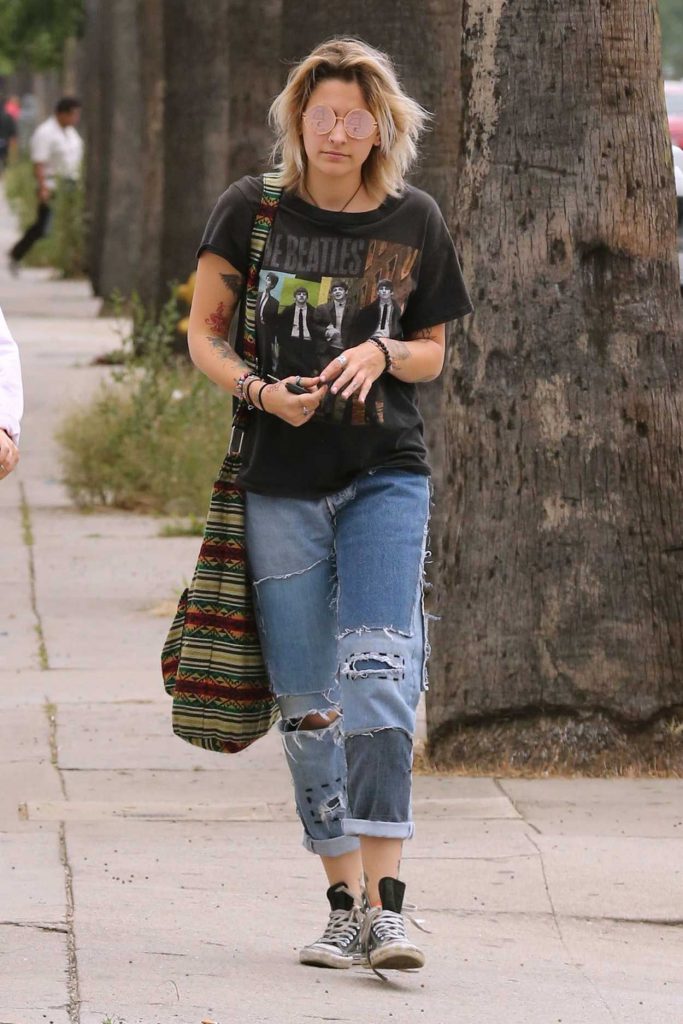 Paris jackson Was Seen Out in Los Angeles 05/09/2017-3