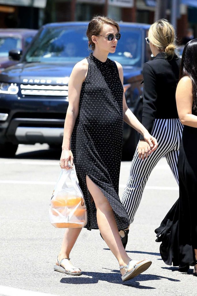 Carey Mulligan Was Seen Out in Beverly Hills 06/19/2017-2
