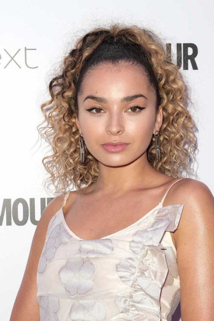 Ella Eyre at the Glamour Women of The Year Awards in London 06/06/2017-5